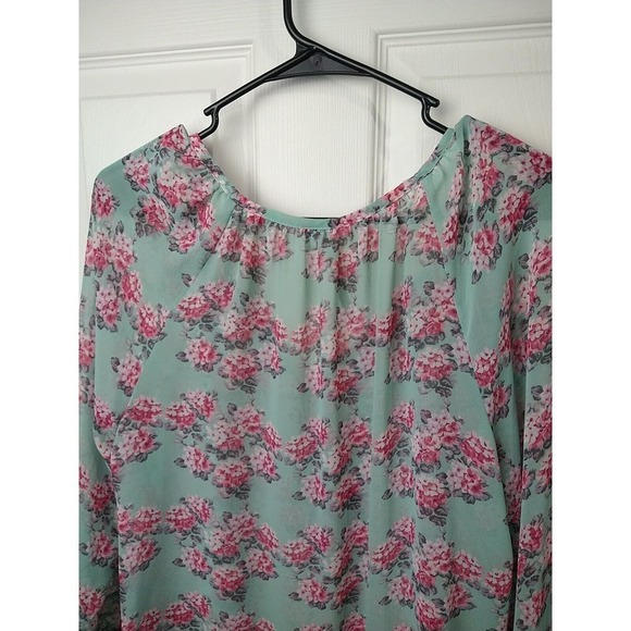 Lauren Conrad Semi Sheer Boho Lace Floral Hi Low Blouse. Size S - Picture 10 of 11